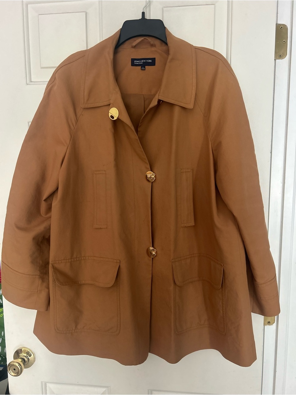 Jones New York Camel Tan Trench Coat. L.